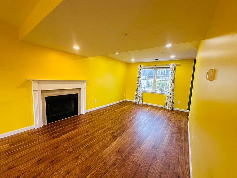 175 Clear Pond Dr #175 — Photo 15
