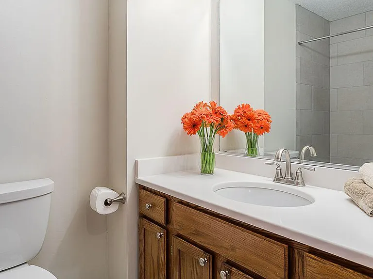 14743 Summit Dr — Photo 20