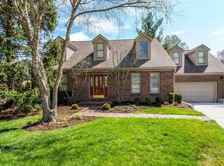 1301 Copperfield Ct, Lexington, KY 40514