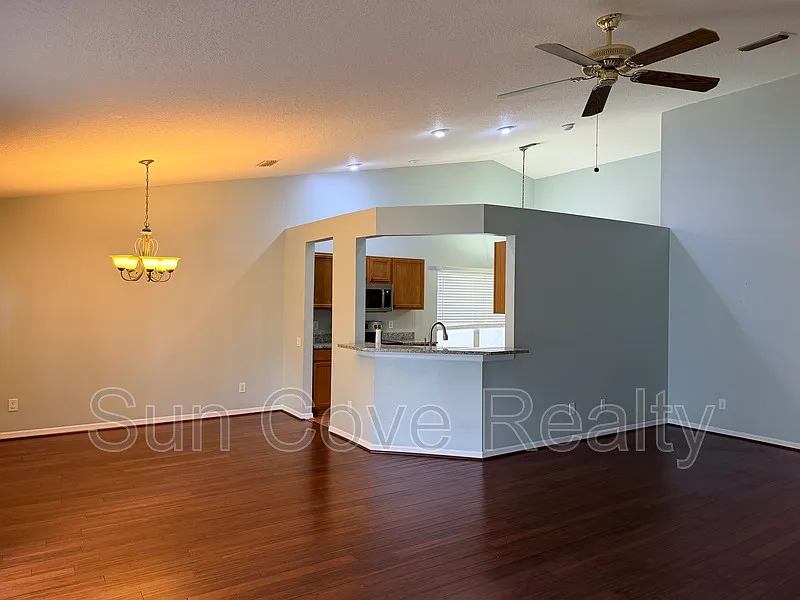 Building Photo - 4602 Gulfwinds Dr