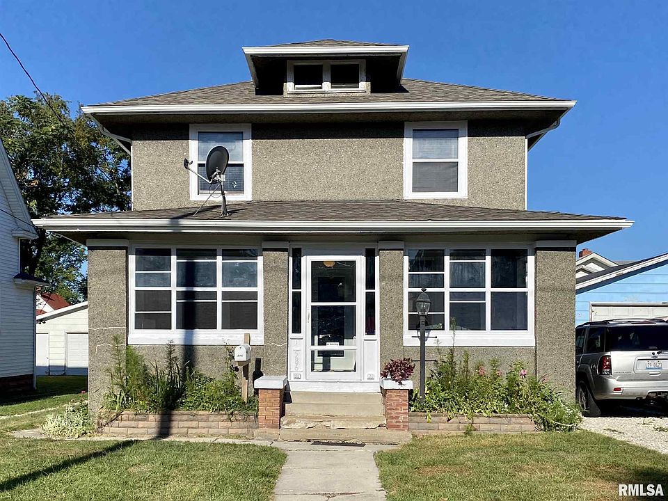 1st image of 586 Jefferson St