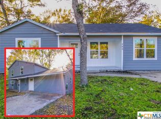 703 N Main St, Rockdale, TX 76567