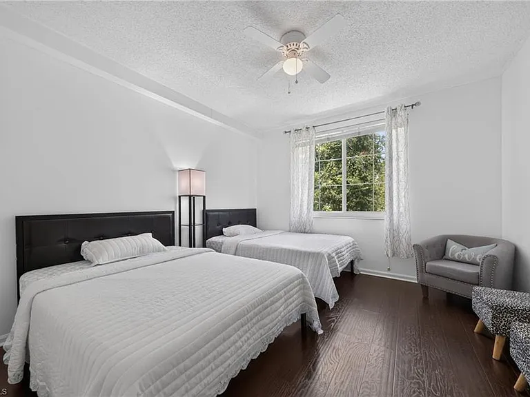 1105 Reserve Ct #206 — Photo 12