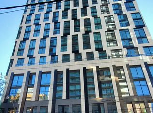 252 Church St #1610, Toronto, ON M5B 0E6