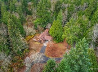 4922 NE Gunderson Rd, Poulsbo, WA 98370