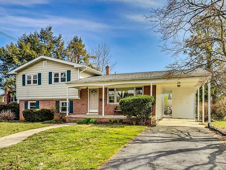 1208 Pinewood Dr — Photo 47