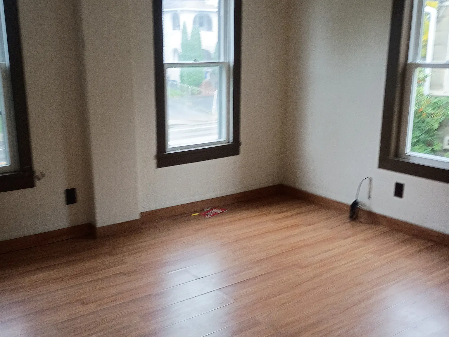 3 bed, 820 sqft, $1,500 — Photo 4