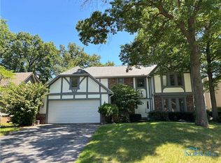 2442 Wealdstone Rd, Toledo, OH 43617