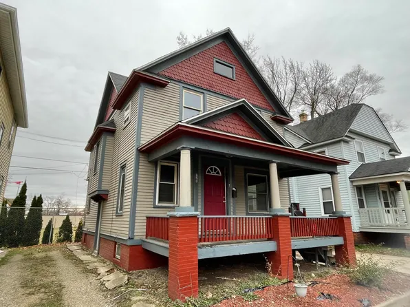 228 Old Orchard Pl, Kalamazoo, MI 49007