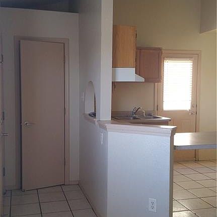 3rd image of 10258 Valle Del Sol Dr