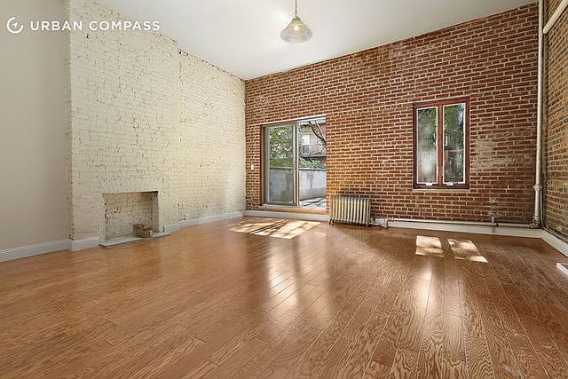 1st image of 446 W 44th St Fl 2