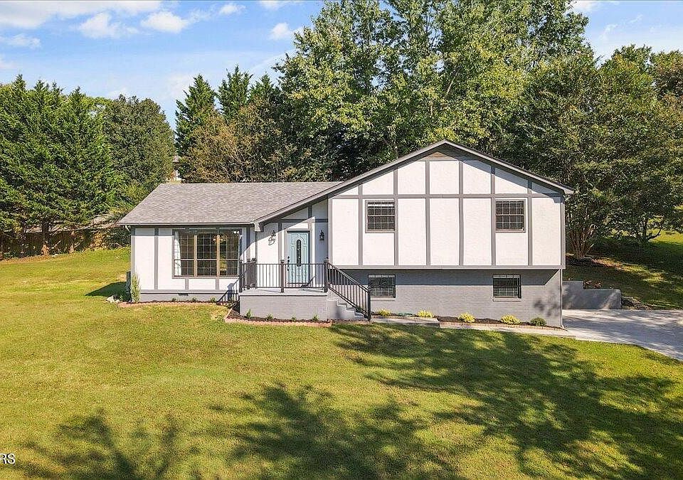 1st image of 110 Meadow Ln