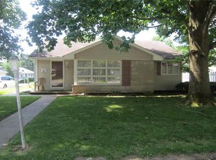 916 W Jay St, Vandalia, IL 62471