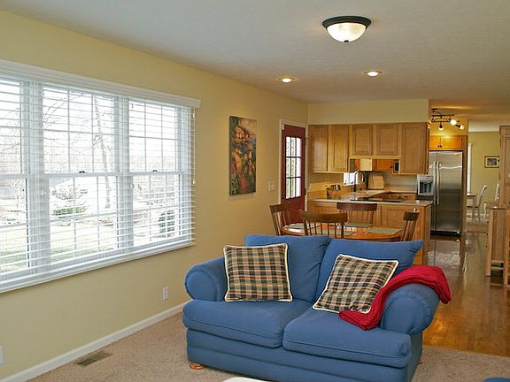 5th image of 1435 Beechdale Dr
