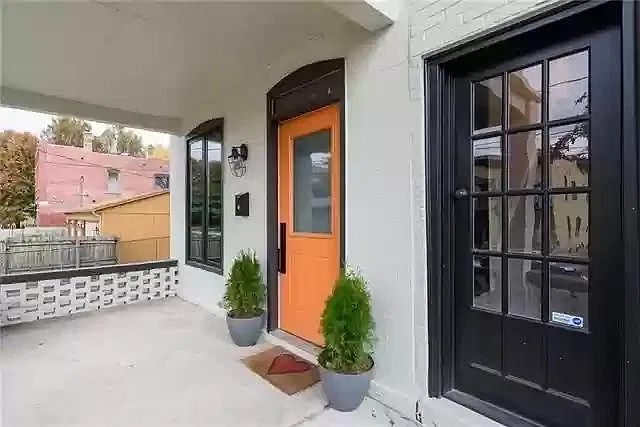 3 bed, 1.5 bath, 1388 sqft, $1,985 — Photo 4