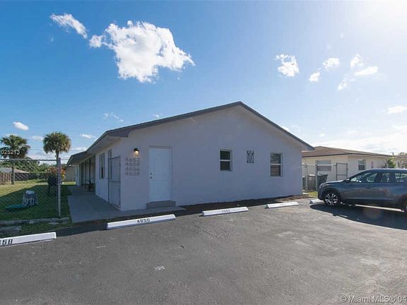 2nd image of 4652 Myla Ln #0