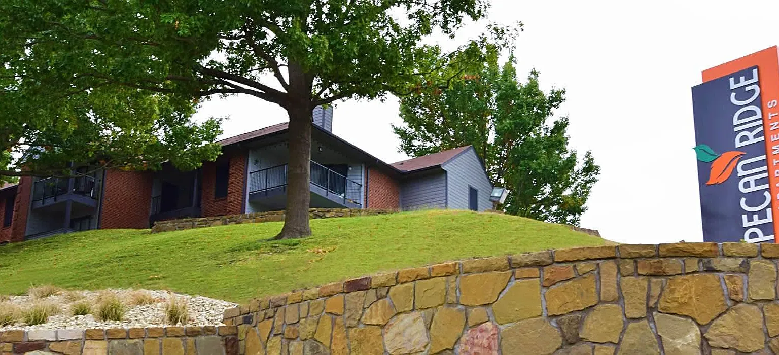 Pecan Ridge — Photo 2