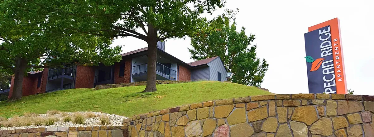 Building Photo - Pecan Ridge