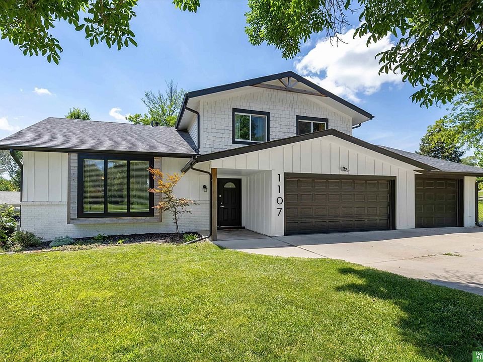 1st image of 1107 Somerset Dr