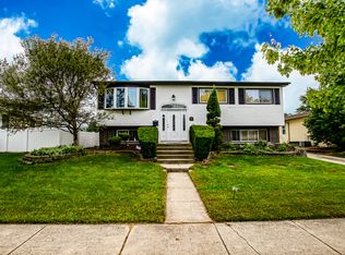 7609 160th Pl, Tinley Park, IL 60477
