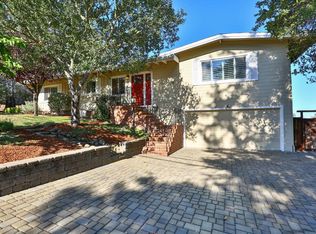 38 Crestview Dr, Orinda, CA 94563