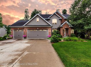 11530 Hidden Spring Trl, Dewitt, MI 48820