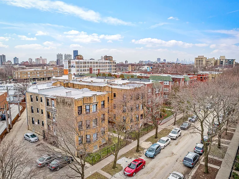 5941-51 N. Paulina — Photo 2