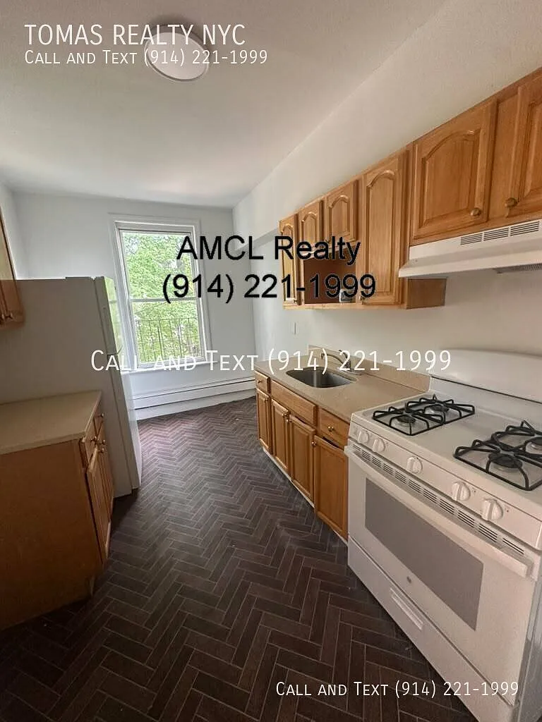 3 bed, $3,000 — Photo 4