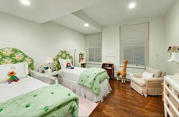 Rented by Jade Stone Real Estate Consulting | media 85