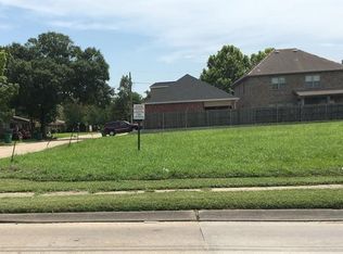 1637 Clearview Pkwy, Metairie, LA 70001