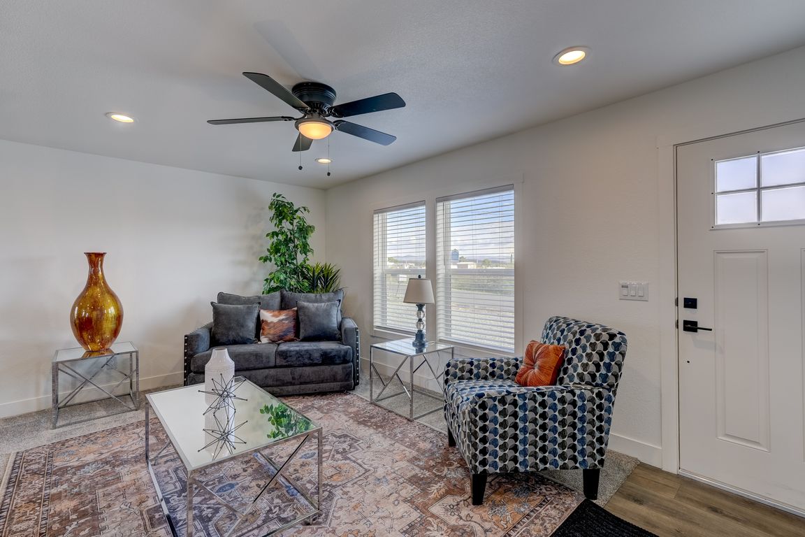 next background image