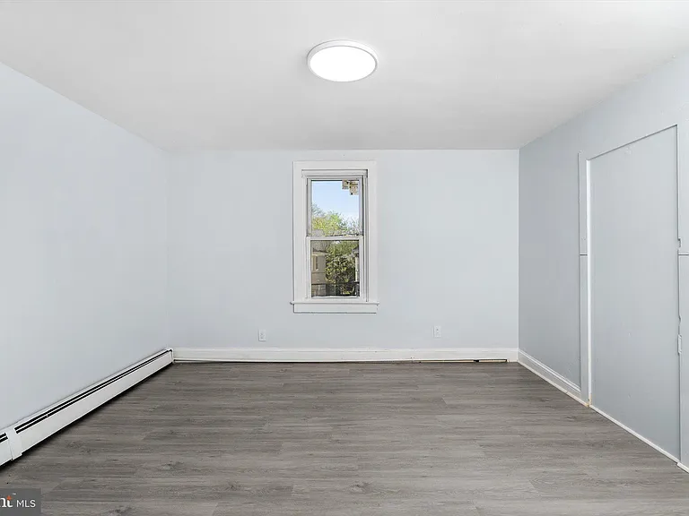 10 Lytle St #4 — Photo 11