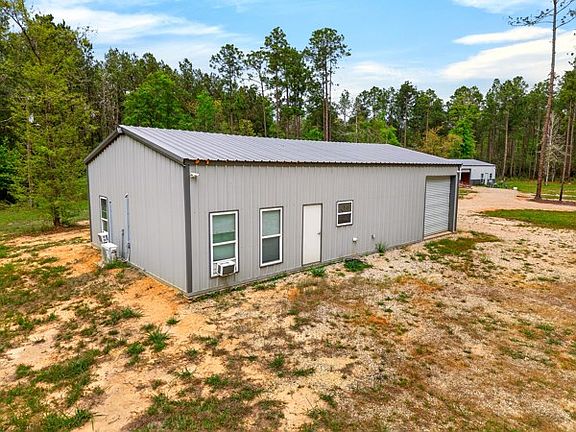 4th image of 705 Pine Grove Rd