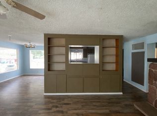111 E Sherwood Rd, Allyn, WA 98524