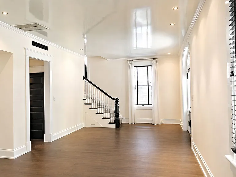 423 2nd St NE — Photo 4