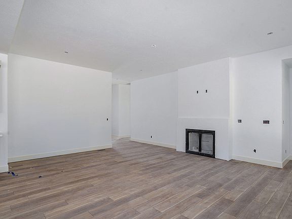 5th image of 2950 W Marty Street