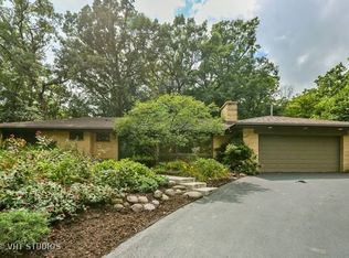 1115 Oak Hill Rd, Downers Grove, IL 60515