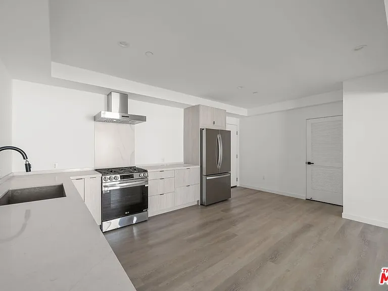 3755 S Canfield Ave #301 — Photo 3