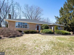 49 Oneda Ave, Moorestown, NJ 08057