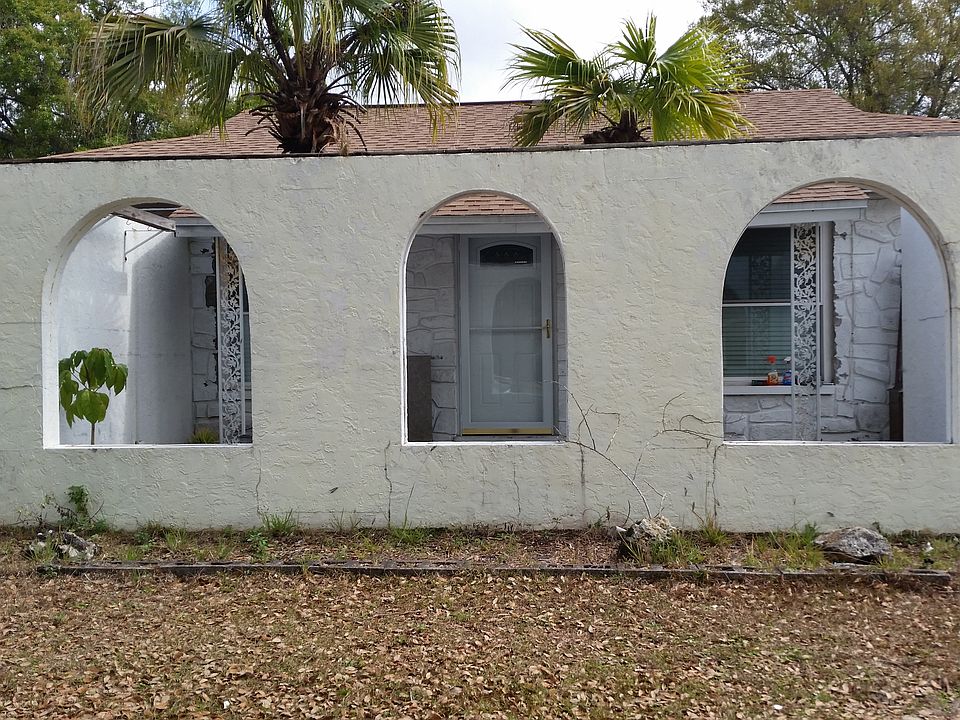 8266 Greenleaf Circle