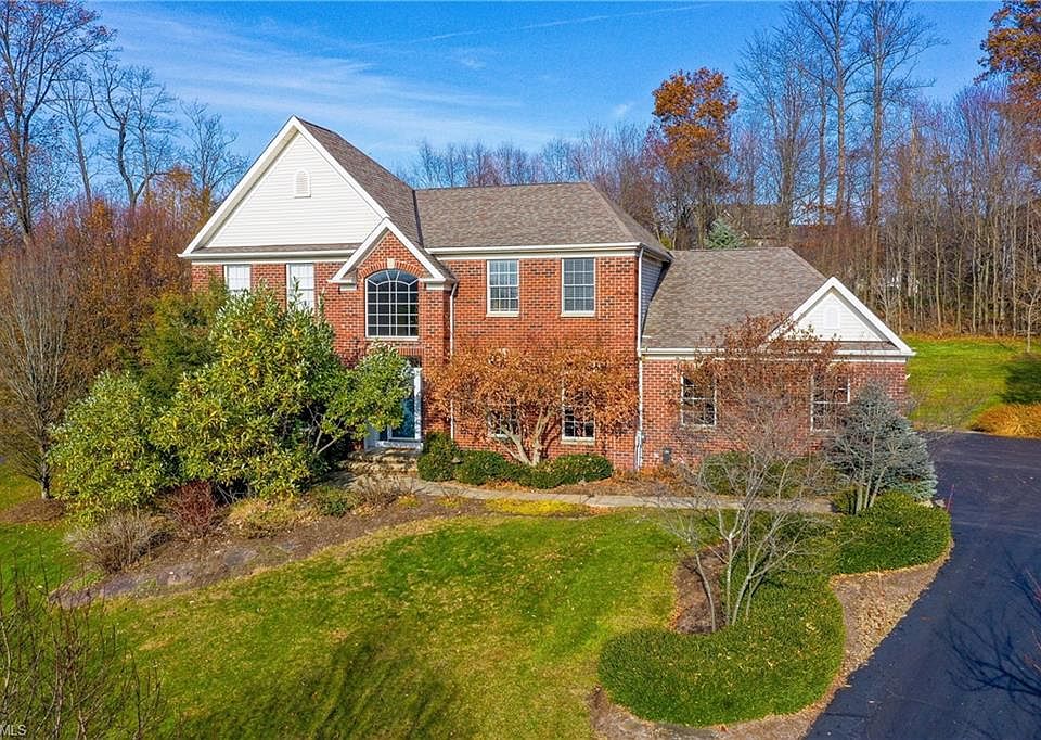 1st image of 7960 Cobblestone Ln