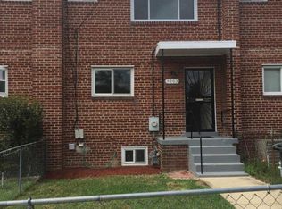 5203 Deal Dr, Oxon Hill, MD