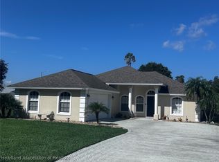 2749 Sandy Loam Ct, Sebring, FL 33875