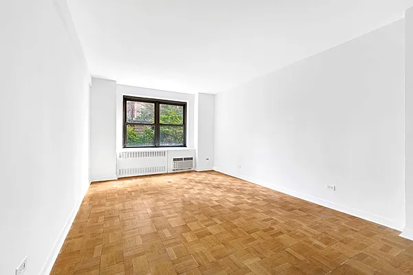 Sold by Compass | media 7
