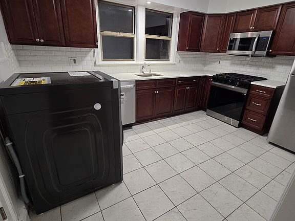 4th image of 66 Cook Ave Floor 2