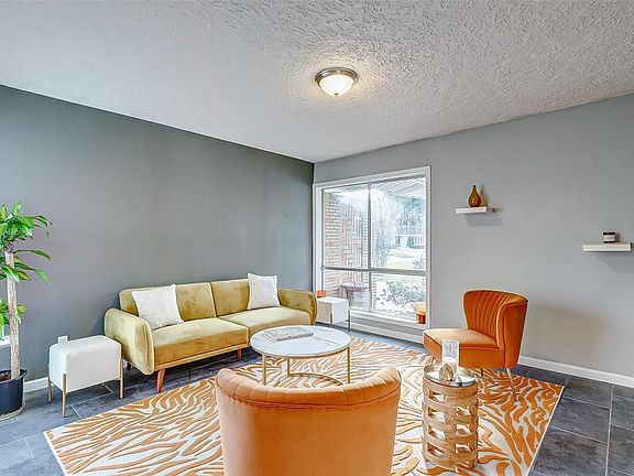 5th image of 4510 Silverwood Dr