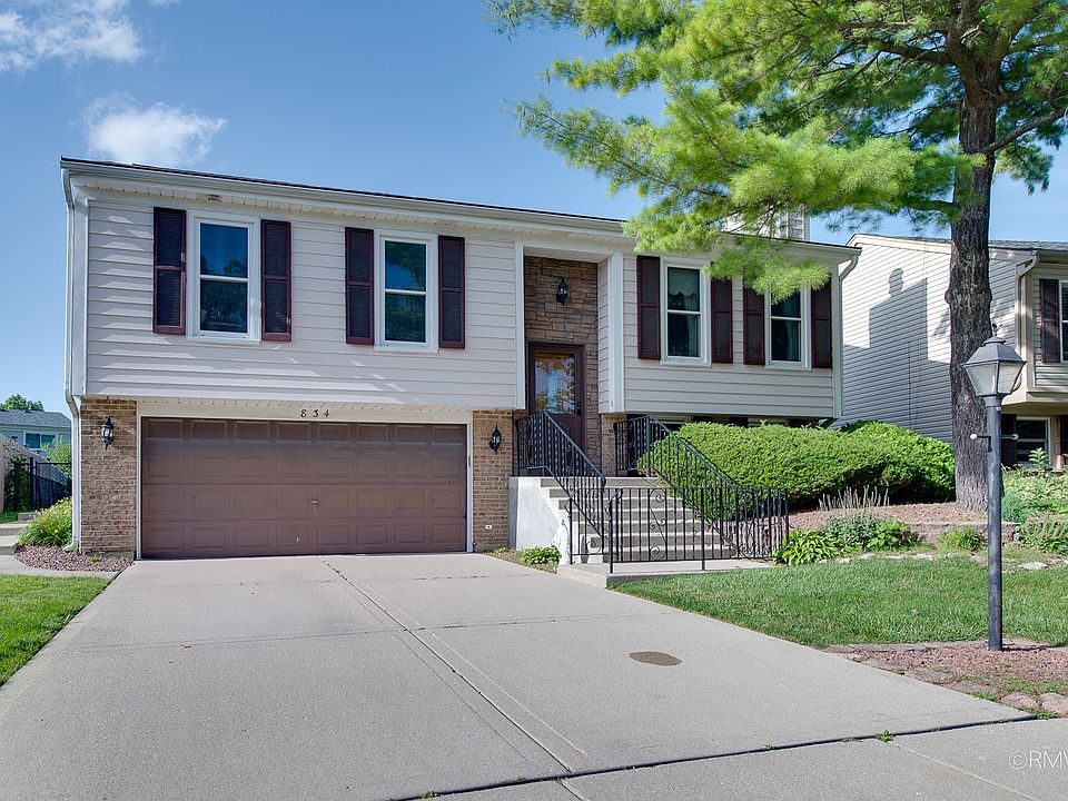 1st image of 834 Edenwood Dr