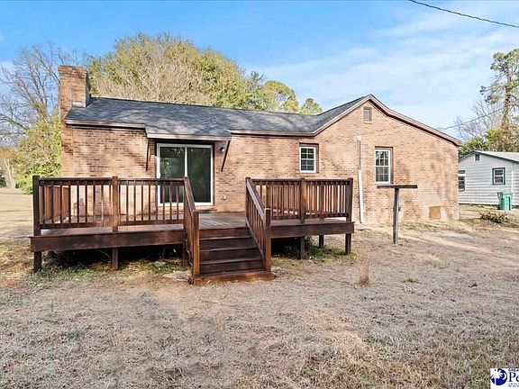 2nd image of 32 Roddy St