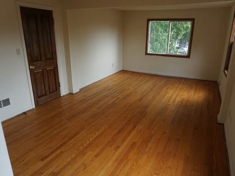 65 E Norwich Ave — Photo 18