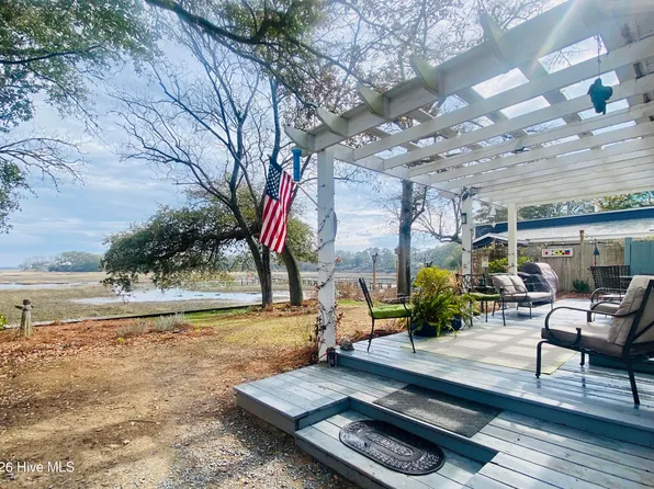 7908 E Yacht Drive, Oak Island, NC 28465